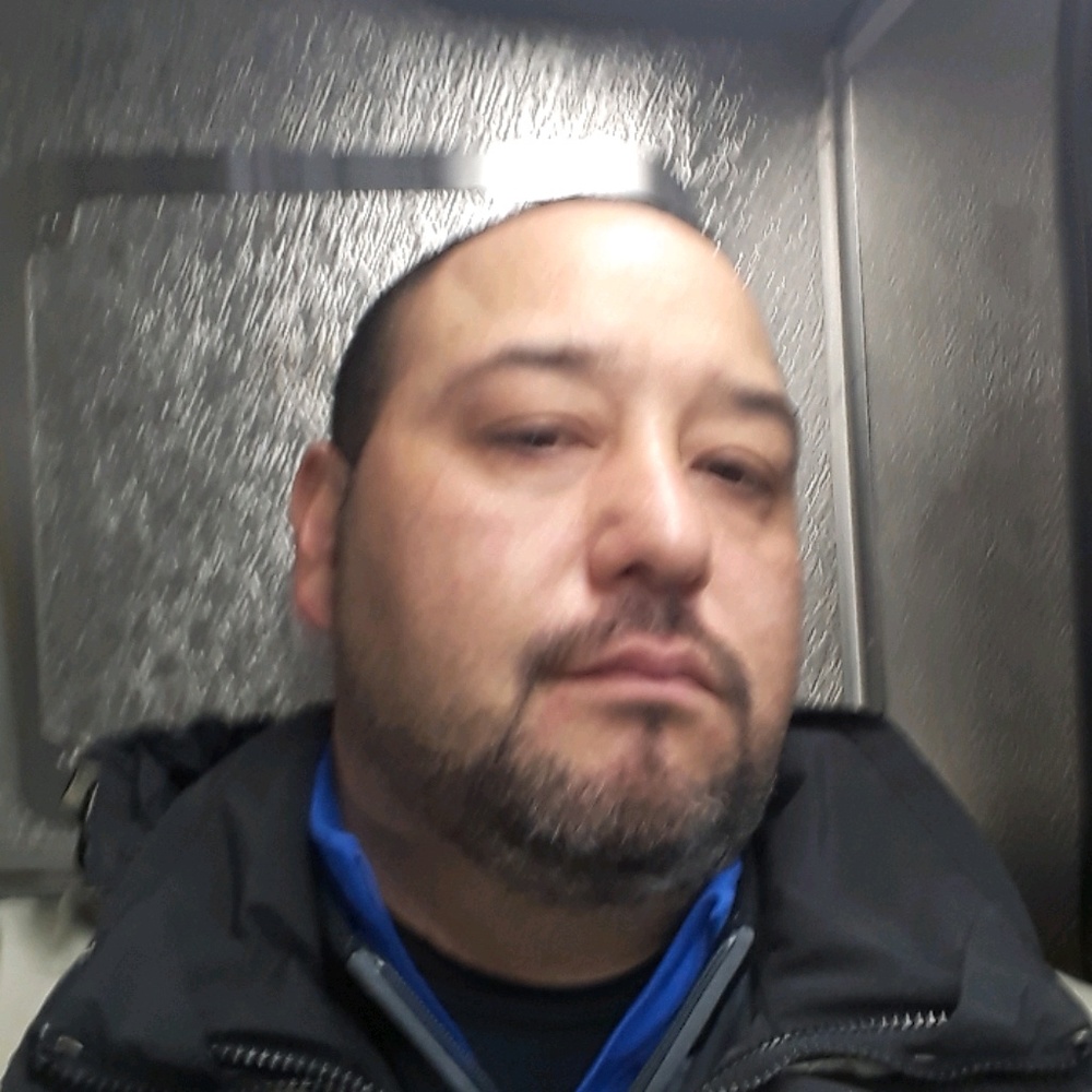 Meet your Posher, Luis